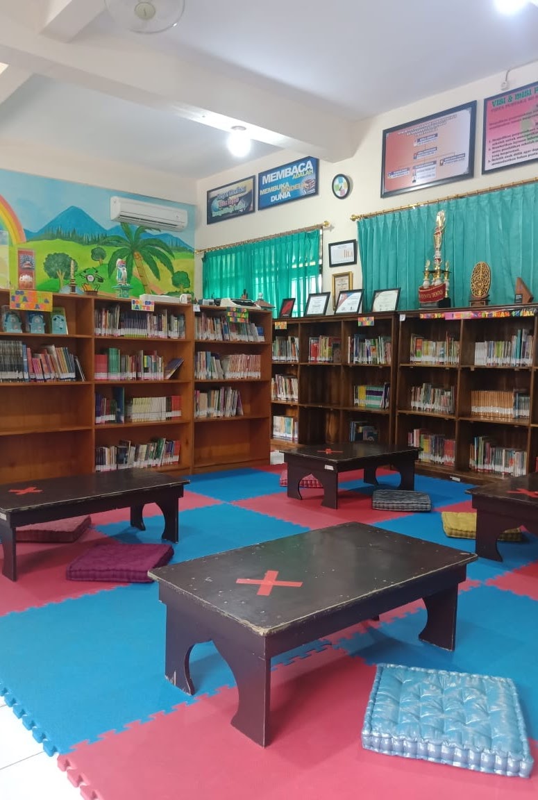 Fasilitas yang ada di perpustakaan vidyapustaka